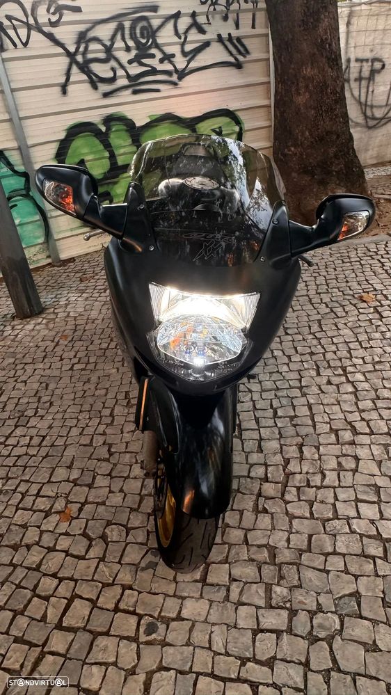 Honda CBR CBR 1100 XX Super BlackBird - 4