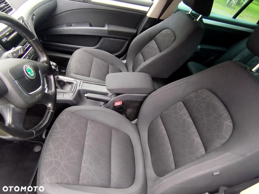 Skoda Superb 2.0 TDI Family - 12