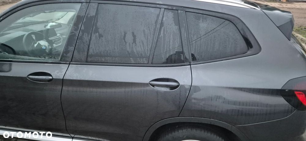 BMW X3 xDrive20d MHEV Advantage - 13