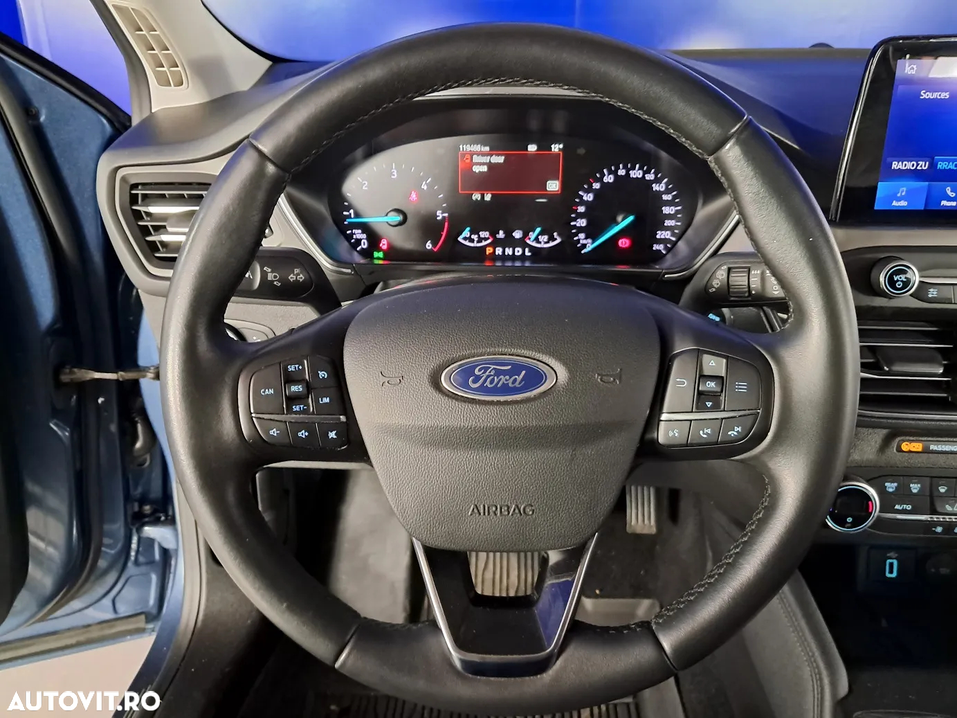 Ford Focus - 11