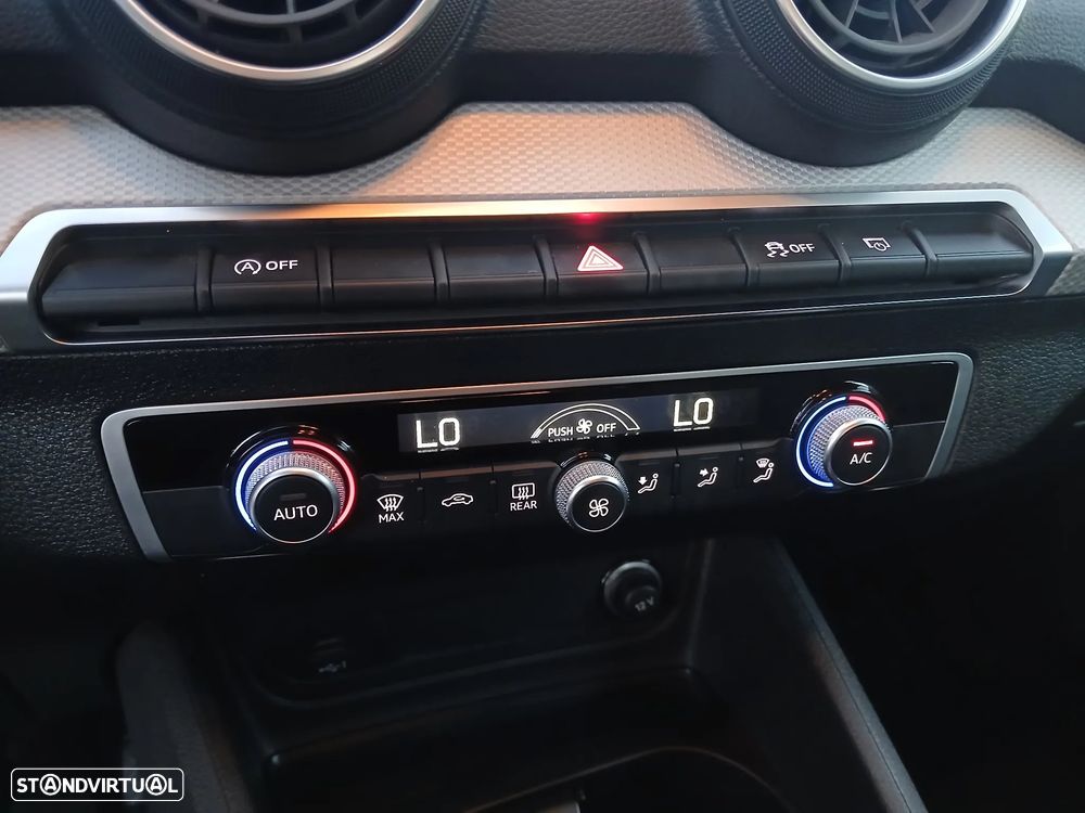 Audi Q2 - 24