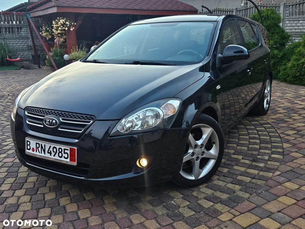 Kia Ceed Cee'd 2.0 Optimum + - 4