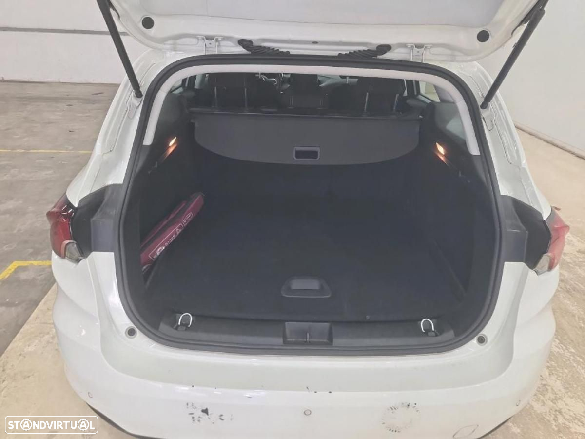 Fiat Tipo Station Wagon 1.3 M-Jet Lounge - 8