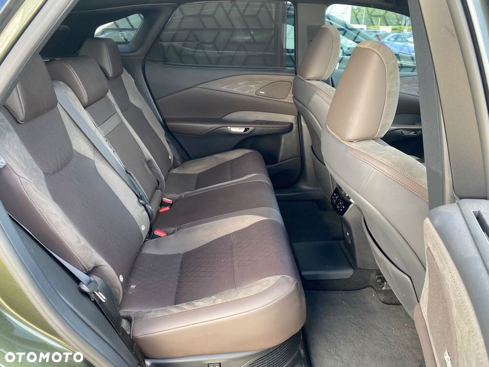 Lexus RX 450h+ Omotenashi - 25