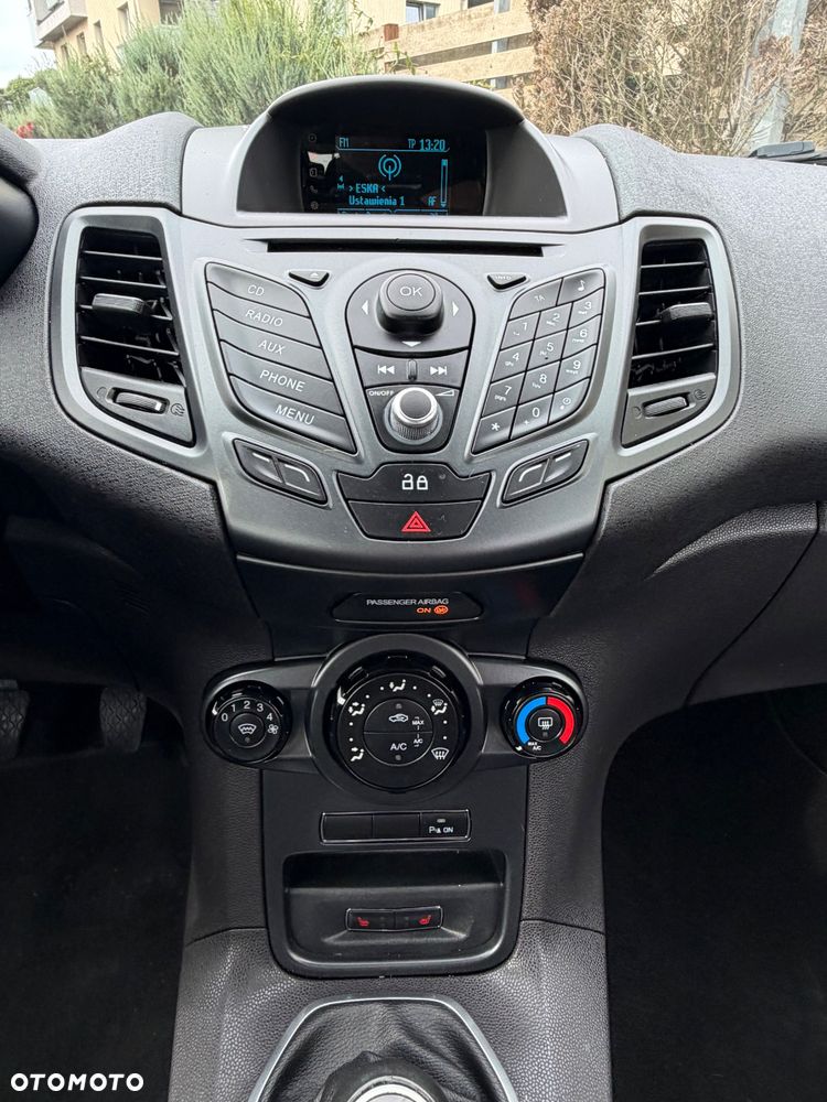 Ford Fiesta 1.25 Platinium X - 7