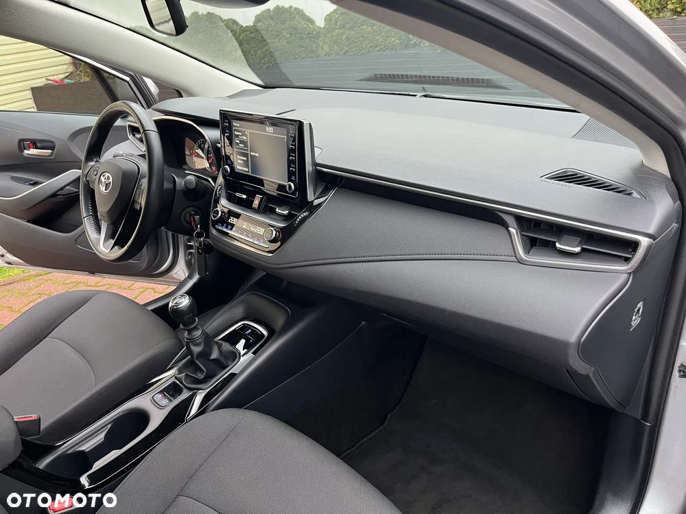 Toyota Corolla 1.5 Comfort - 22