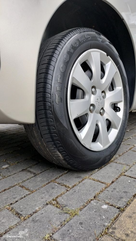 Peugeot 207 1.4 HDi Urban - 13