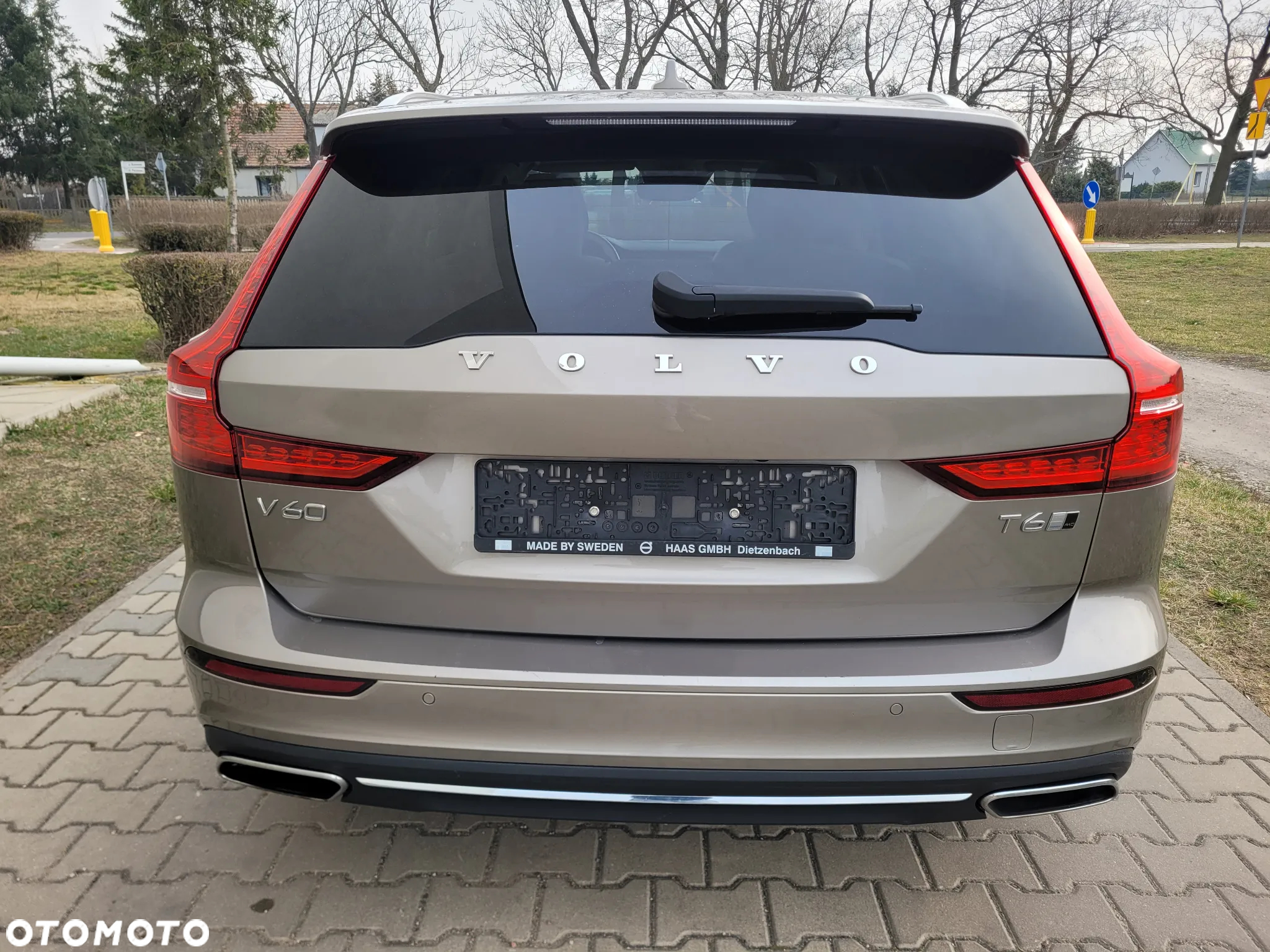 Volvo V60 T6 AWD Inscription - 4