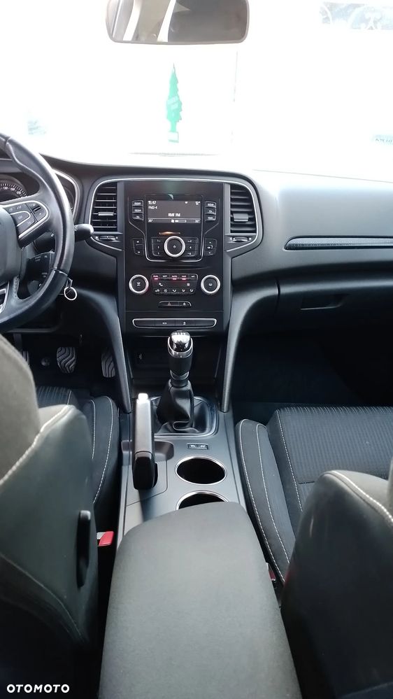 Renault Megane 1.2 Energy TCe Zen - 5