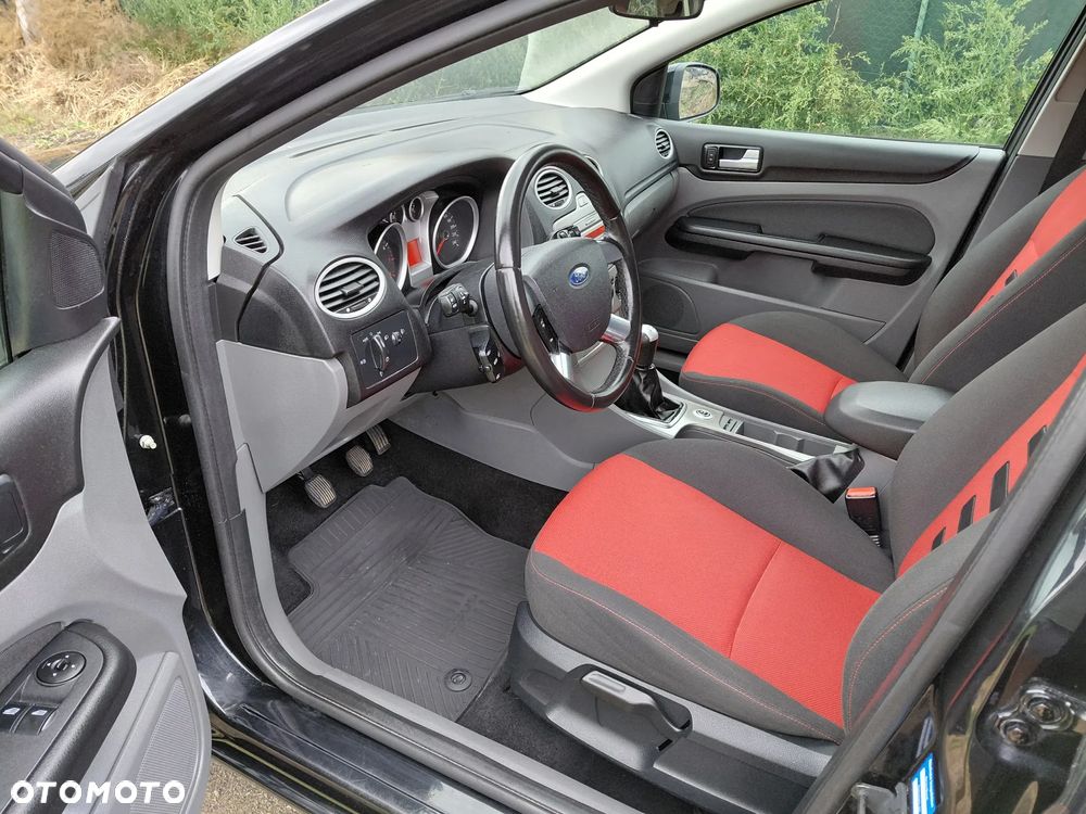 Ford Focus 1.6 Ti-VCT Black Magic - 13