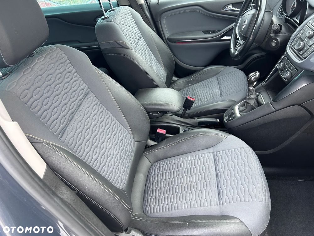 Opel Zafira - 20