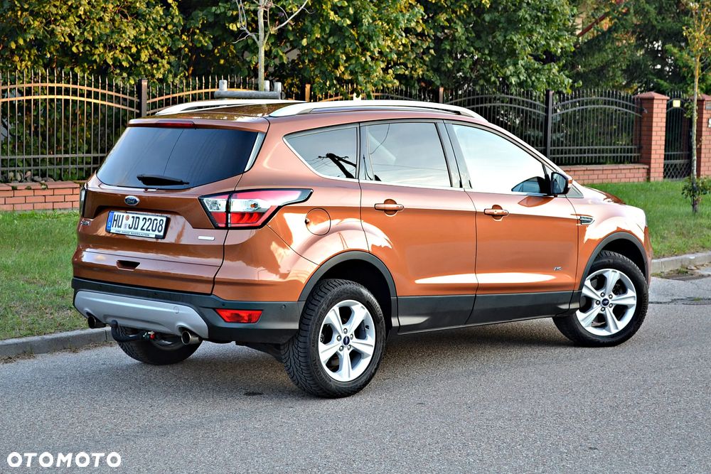 Ford Kuga 1.5 EcoBoost 4x4 Titanium - 16