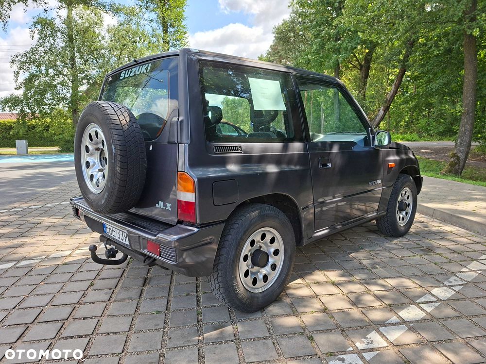 Suzuki Vitara - 3