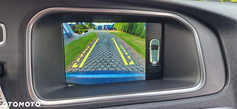 Volvo V40 D4 Geartronic RDesign - 23