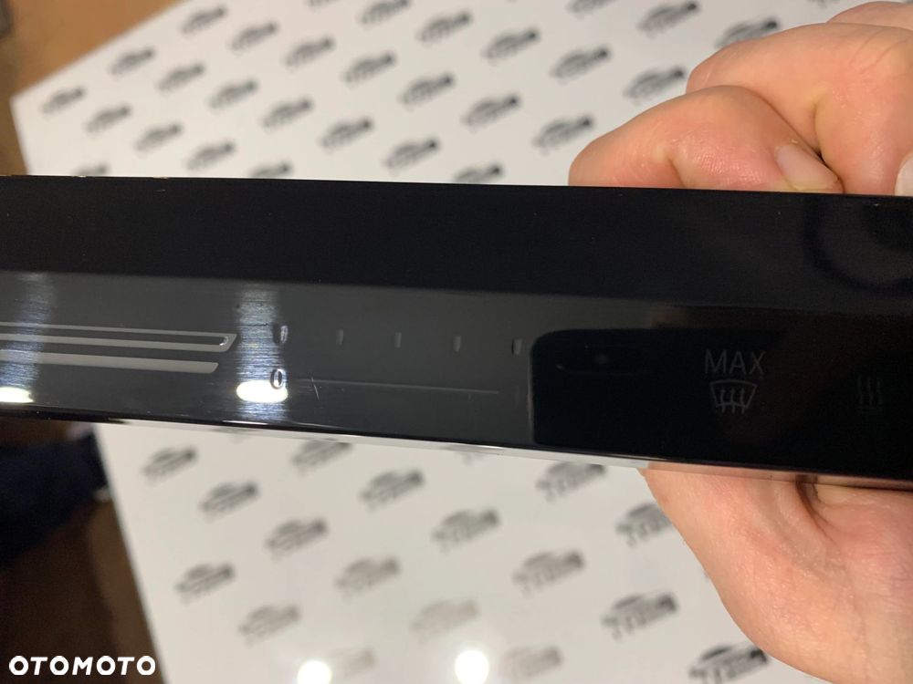 PANEL DOTYKOWY KLIMATYZACJI DESKI ROZDZIELCZEJ BMW 5 G60 G61 G68 5B4AF74 - 4