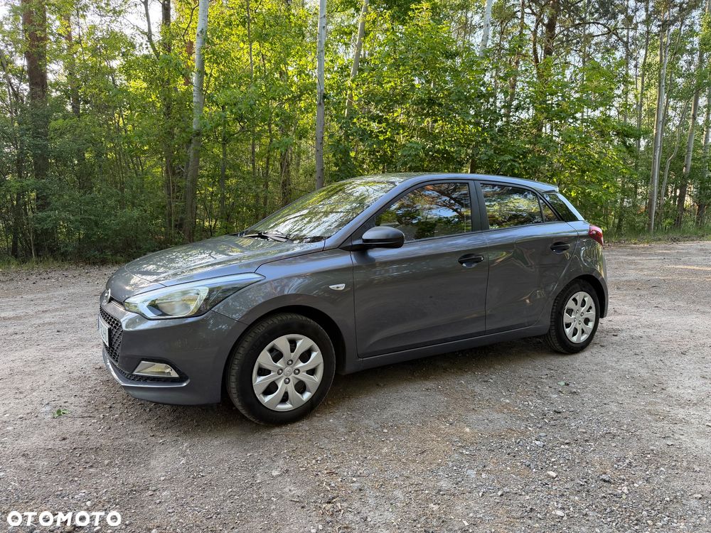 Hyundai i20 1.2 - 10