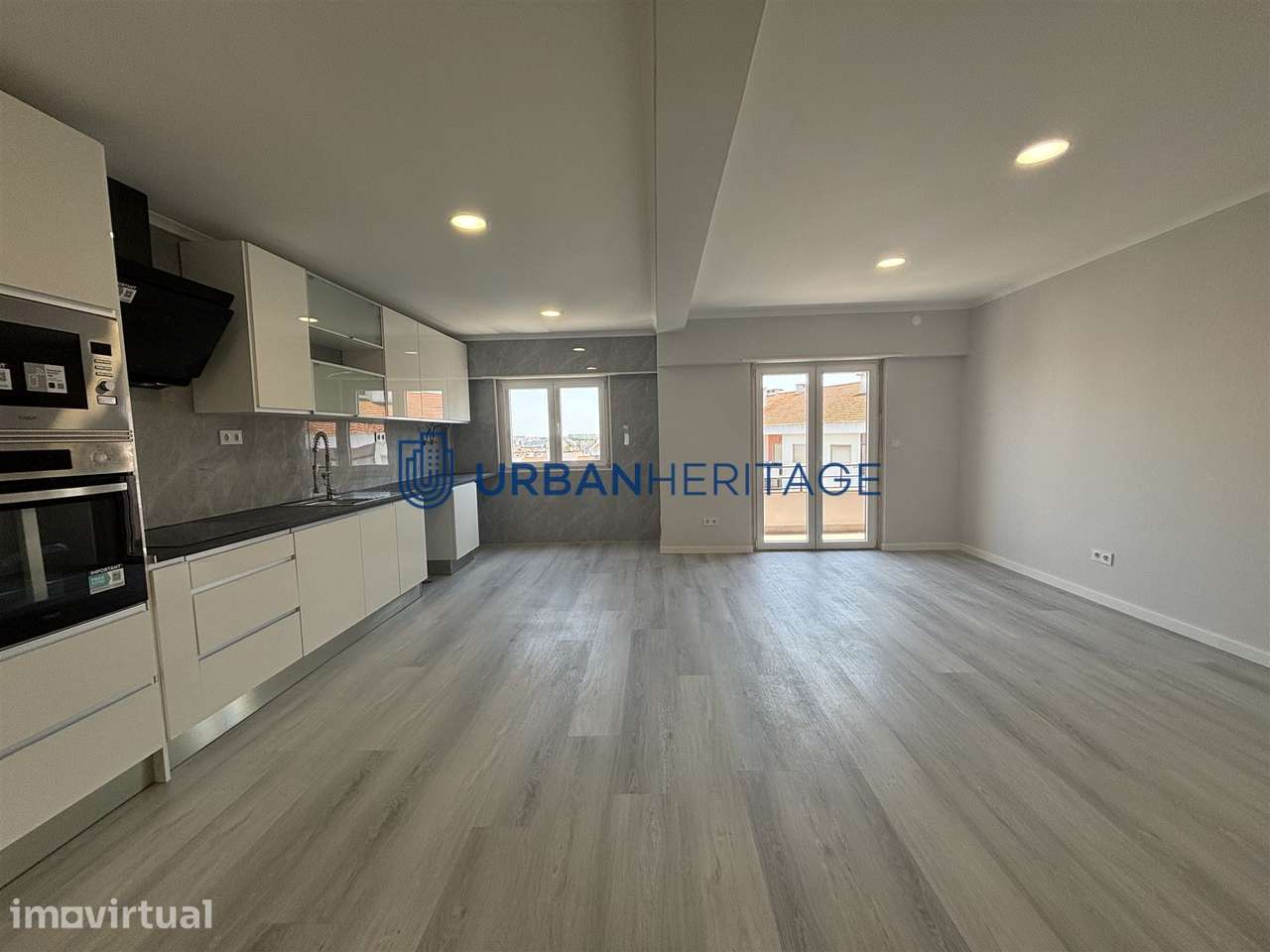 Apartamento T4 Venda em Amora,Seixal - Grande imagem: 5/48