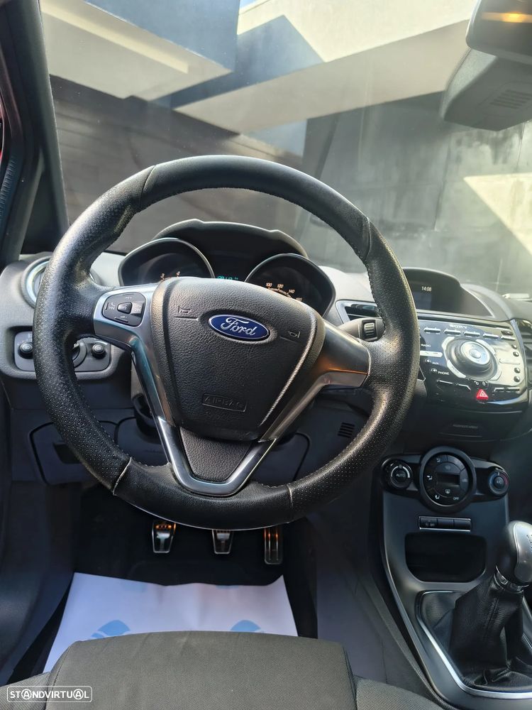 Ford Fiesta 1.0 EcoBoost S&S ST-LINE - 20