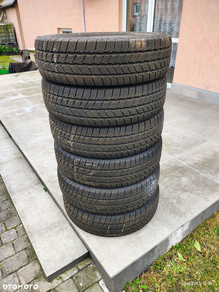 Volkswagen Crafter - 11