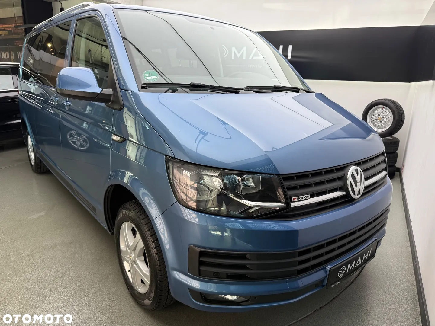 Volkswagen Caravelle 2.0 TDI L2 Comfortline Mixt 4Motion - 2