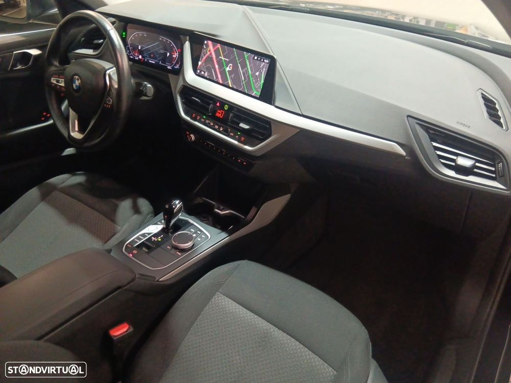 BMW 118 i Auto - 11
