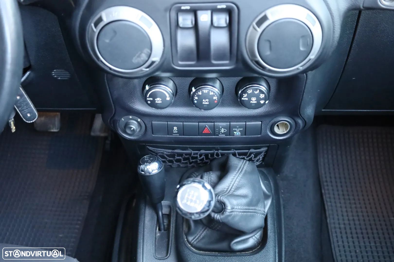 Jeep Wrangler 2.8 CRD MTX Sport 4L - 42
