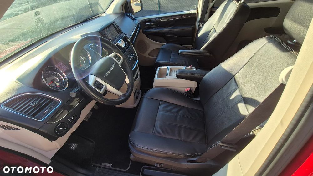 Chrysler Town & Country 3.6 Touring - 7