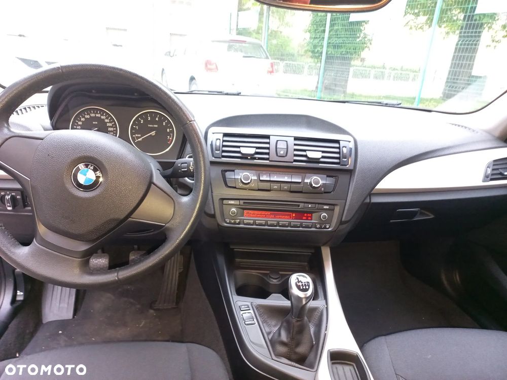BMW Seria 1 118i - 8