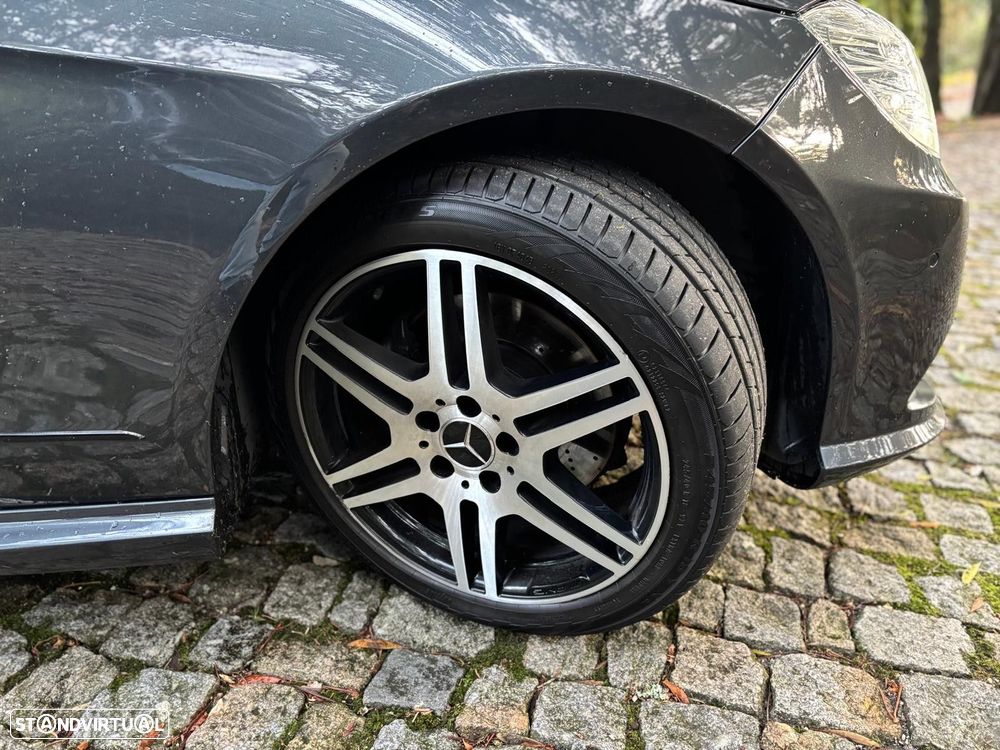 Mercedes-Benz E 250 CDi Avantgarde BlueEfficiency - 24