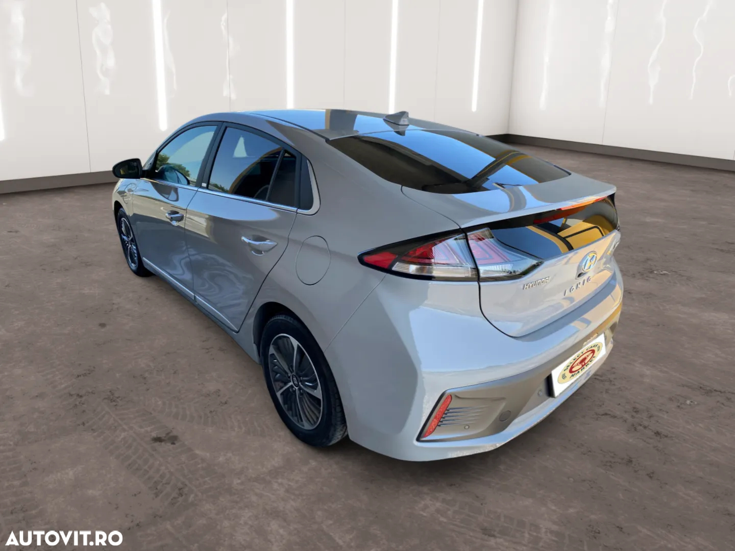 Hyundai IONIQ Plug-in-Hybrid 1.6 GDI Style - 2