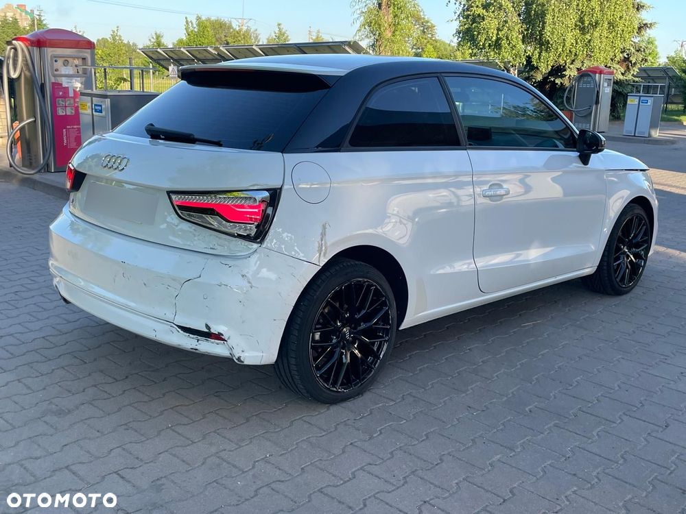 Audi A1 3-drzwiowe 1.0 TFSI ultra design - 6