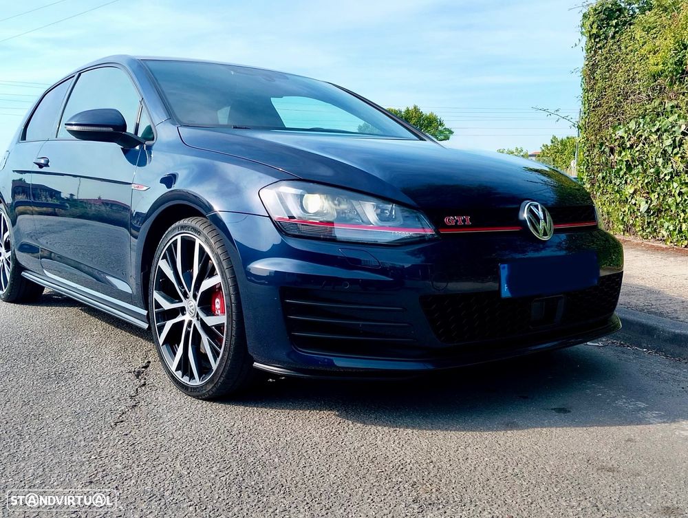 VW Golf GTI Performance BlueMotion - 3