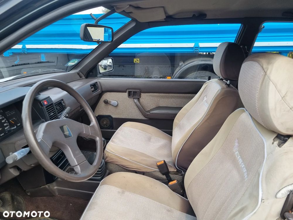 Nissan Sunny 1.6 SLX - 39