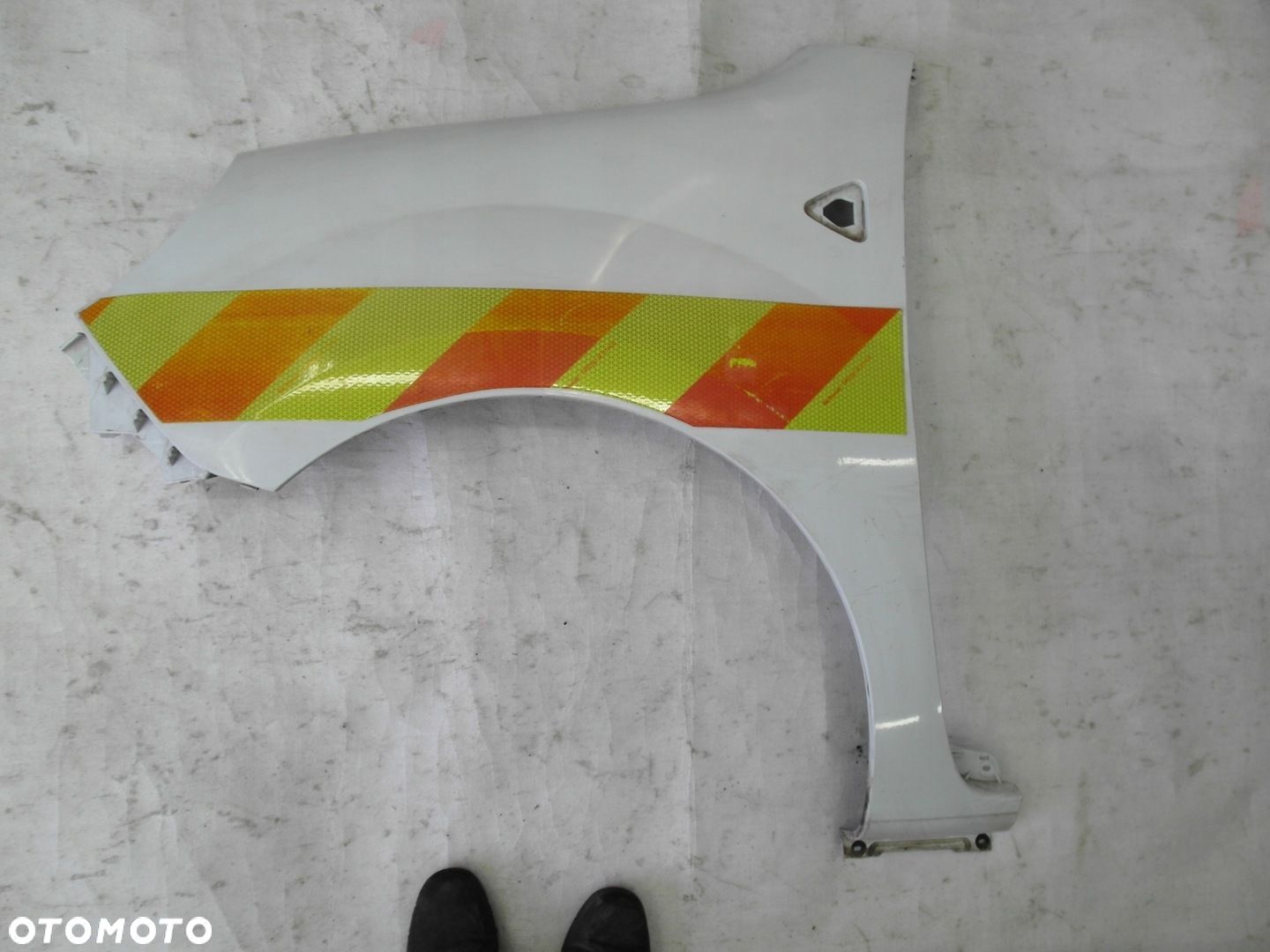 RENAULT KANGOO III BŁOTNIK PRZEDNI LEWY - 1