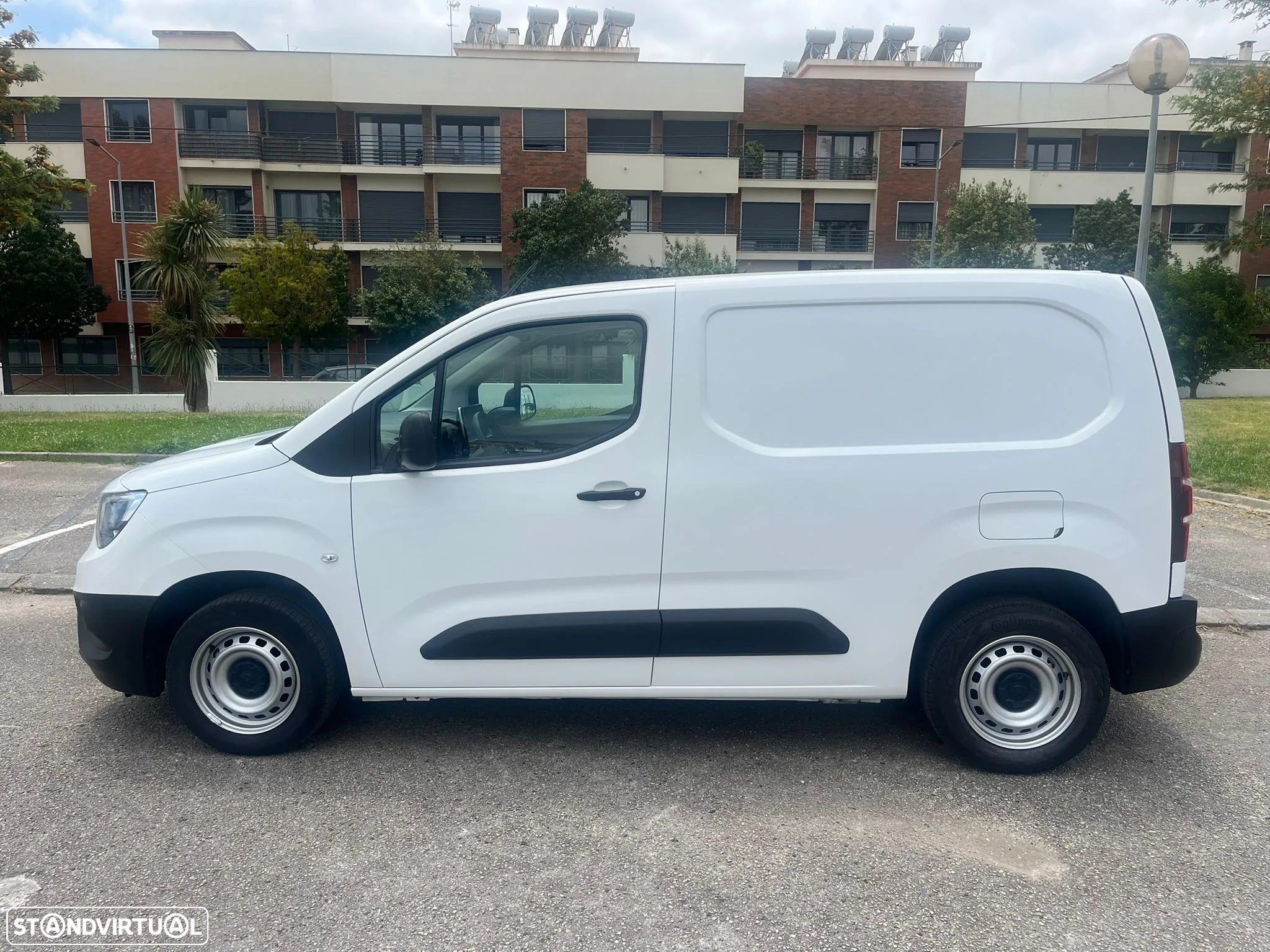 Opel COMBO 1.5 102cv 3 LUGARES - AC - IVA DEDUTÍVEL - 20