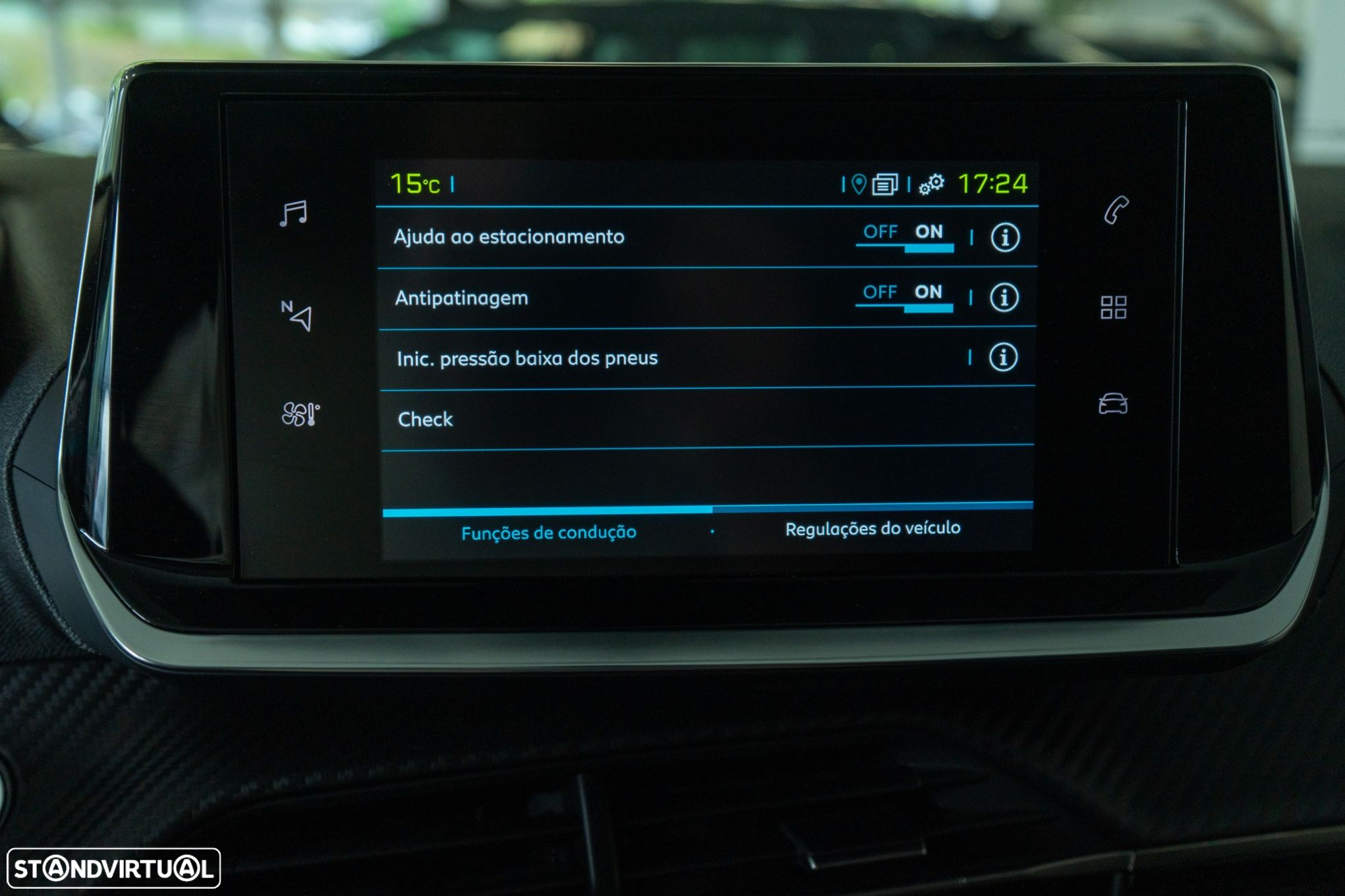 Peugeot e-2008 50 kWh Allure - 29