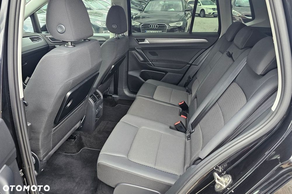 Volkswagen Golf Sportsvan - 16