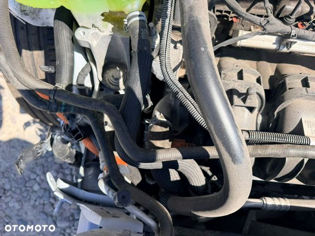 Ford Kuga 2.5 FHEV FWD Titanium - 13