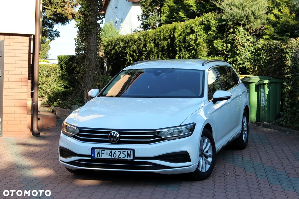 Volkswagen Passat 1.5 TSI EVO Elegance DSG - 1