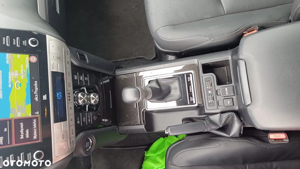 Toyota Land Cruiser LC 2.8 D-4D Invincible - 10