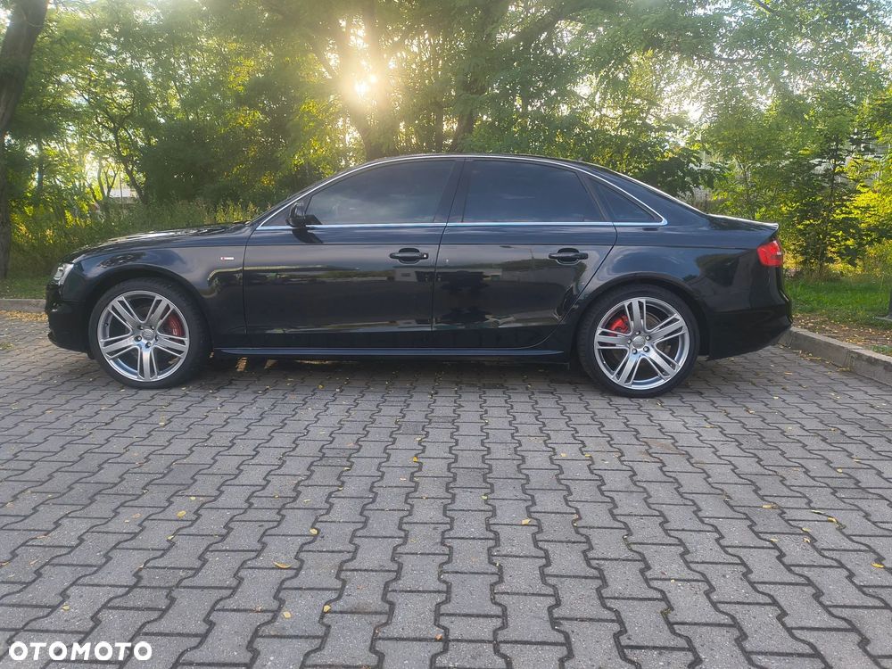 Audi A4 Limousine - 7