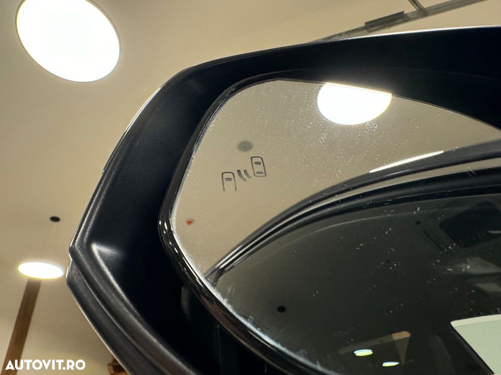 Toyota RAV4 Plug-in-Hybrid Style - 32