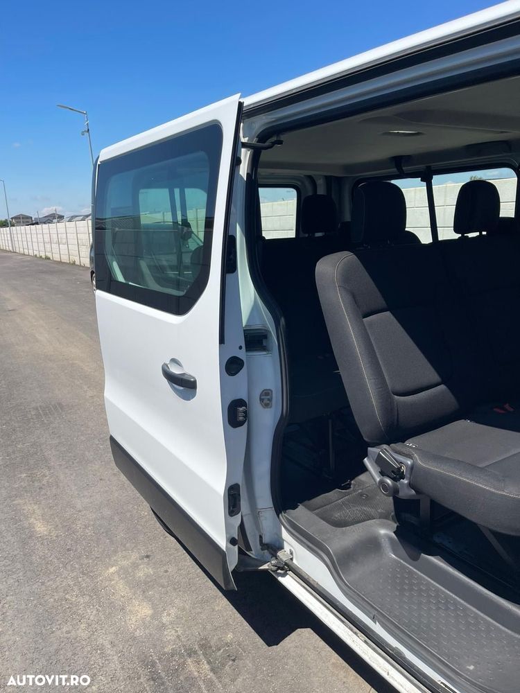 Renault Trafic - 19