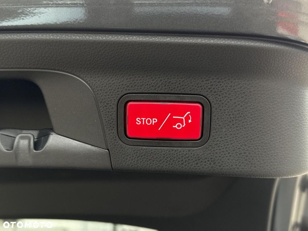 Mercedes-Benz GLC - 15