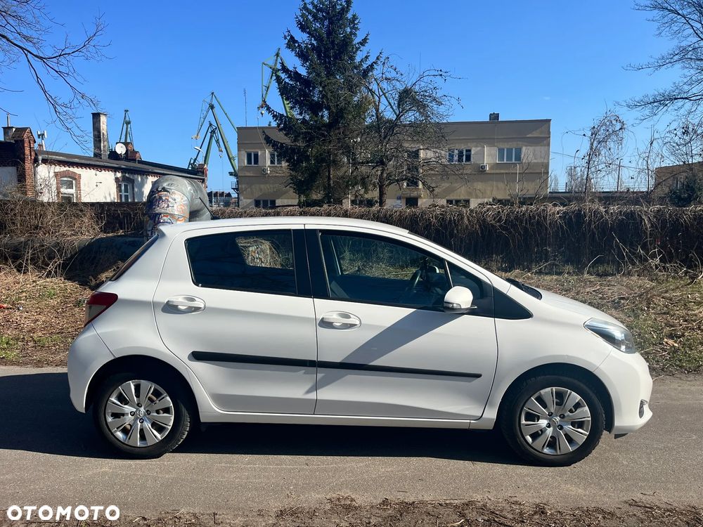 Toyota Yaris - 1