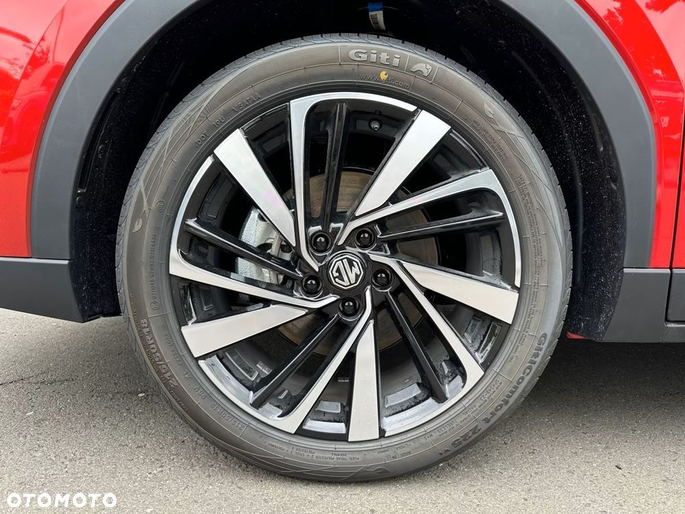 MG ZS 1.5 HEV+ Exclusive - 10