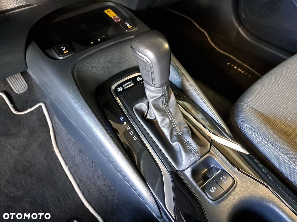 Toyota Corolla 1.8 Hybrid Comfort - 30
