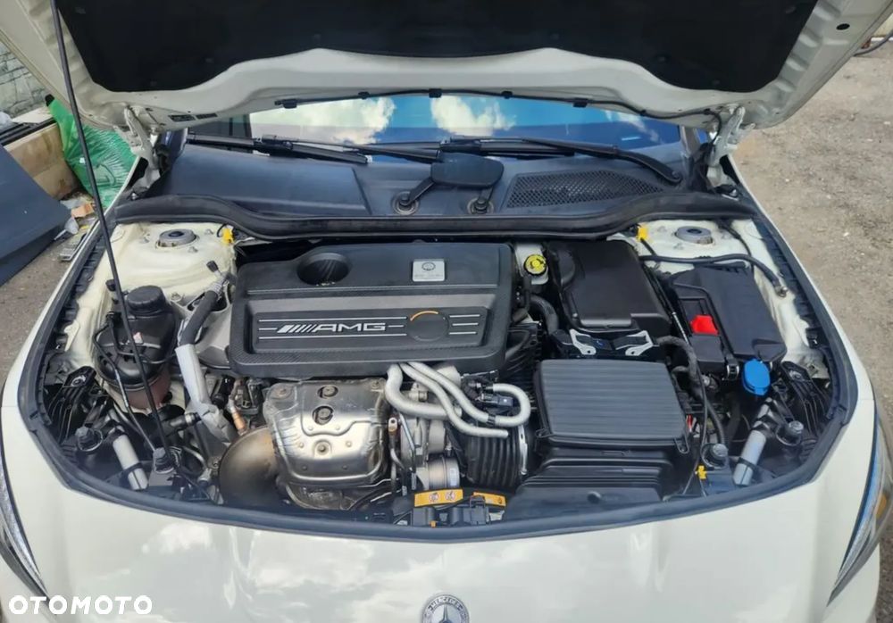 Mercedes-Benz CLA AMG 45 4Matic 7G-DCT - 9