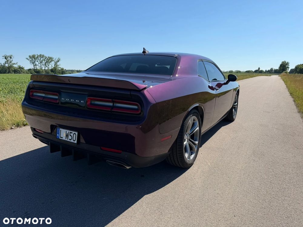 Dodge Challenger 5.7 R/T - 7