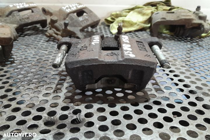 Etrier spate dreapta Mitsubishi ASX 1 [2010 - 2012] Crossover 1.8 DI- - 2